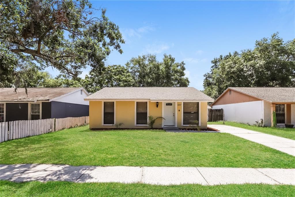 16017 SPLITLOG DRIVE TAMPA, FL 33618