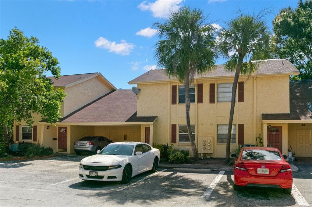 7509 FRAGANCIA COURT TAMPA, FL 33615