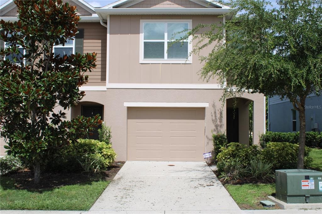 4736 SPATTER DOCK STREET TAMPA, FL 33610