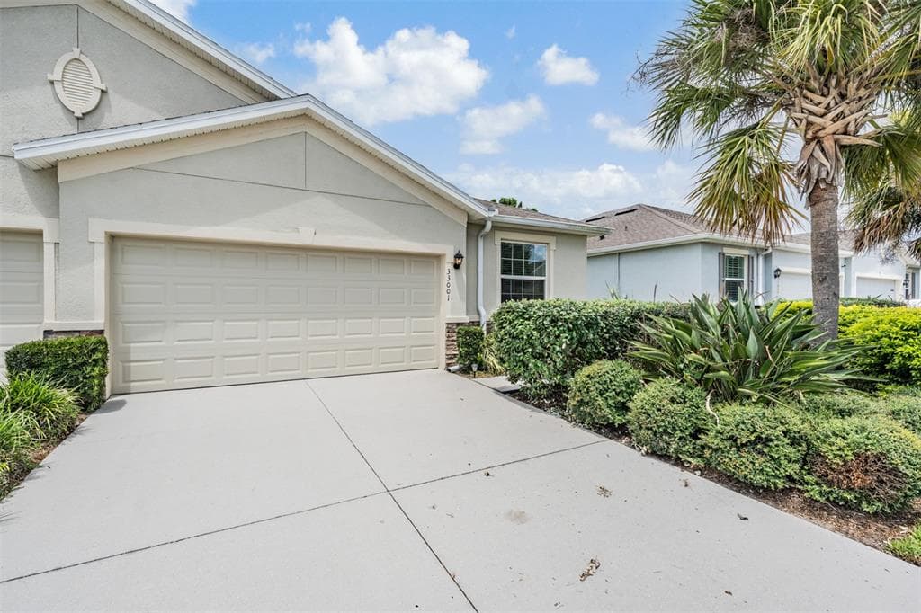 33001 WINDELSTRAW DRIVE WESLEY CHAPEL, FL 33545
