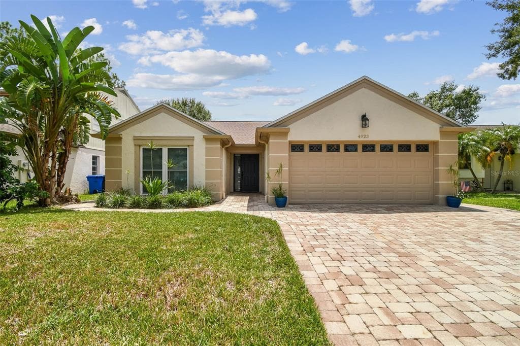 4923 CYPRESS TRACE DRIVE TAMPA, FL 33624