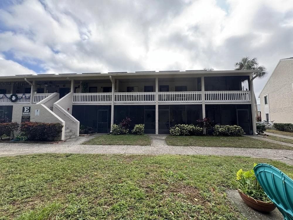20893 HAULOVER COVE UNIT E-03 LUTZ, FL 33558