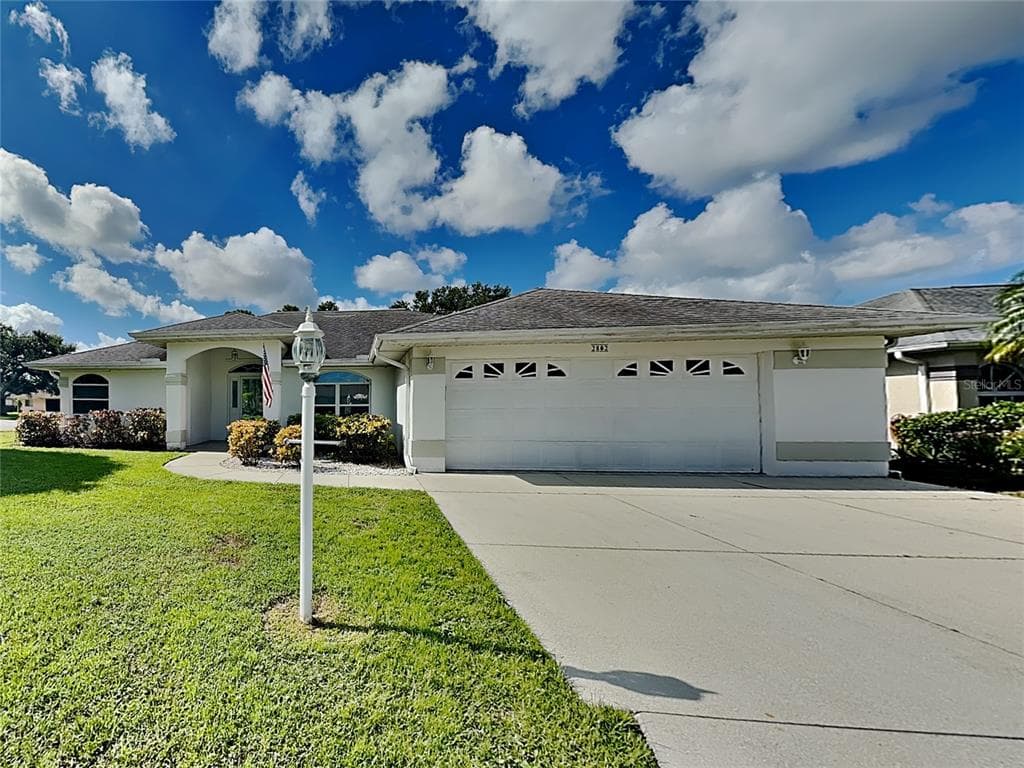 2802 56TH AVENUE CIRCLE E BRADENTON, FL 34203