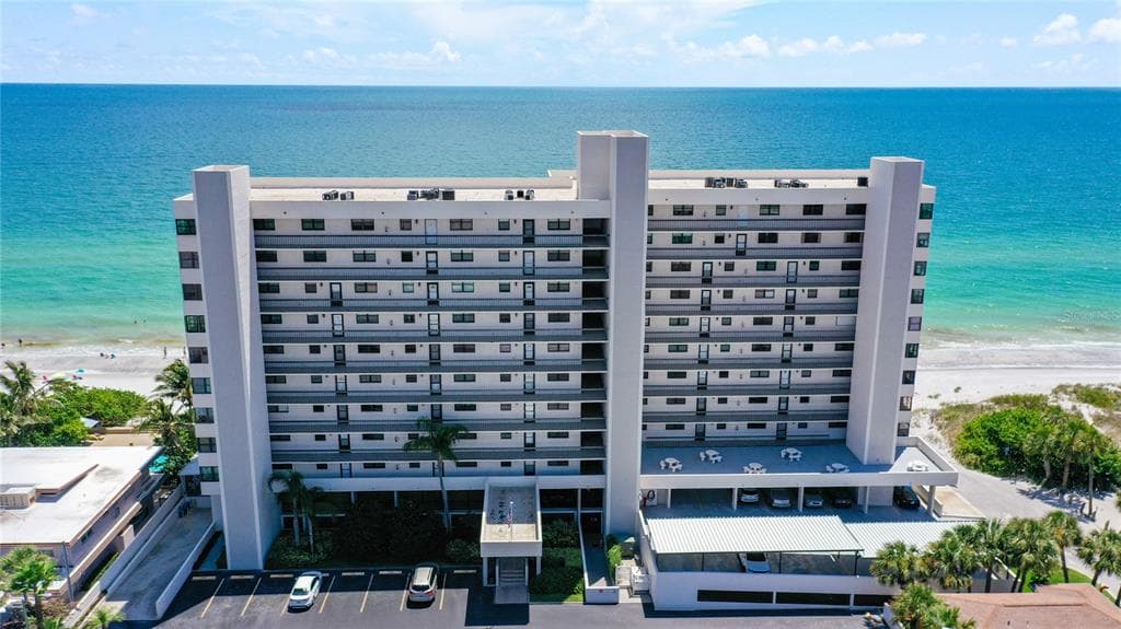 15462 GULF BOULEVARD UNIT 307 MADEIRA BEACH, FL 33708