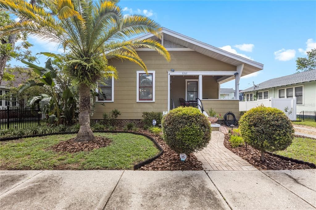 5707 N MIAMI AVENUE TAMPA, FL 33604