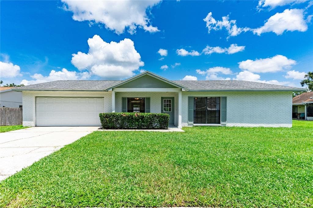 803 BENNINGER DRIVE BRANDON, FL 33510