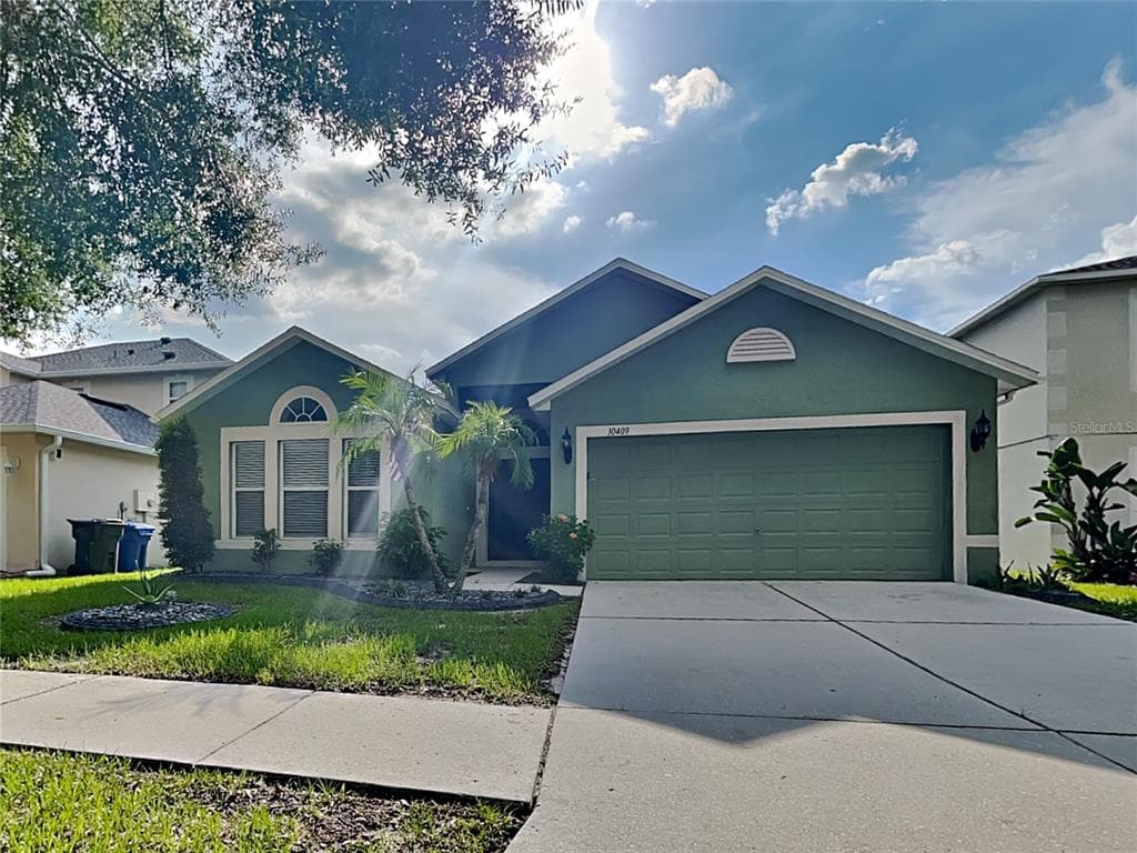 10409 FLY FISHING STREET RIVERVIEW, FL 33569