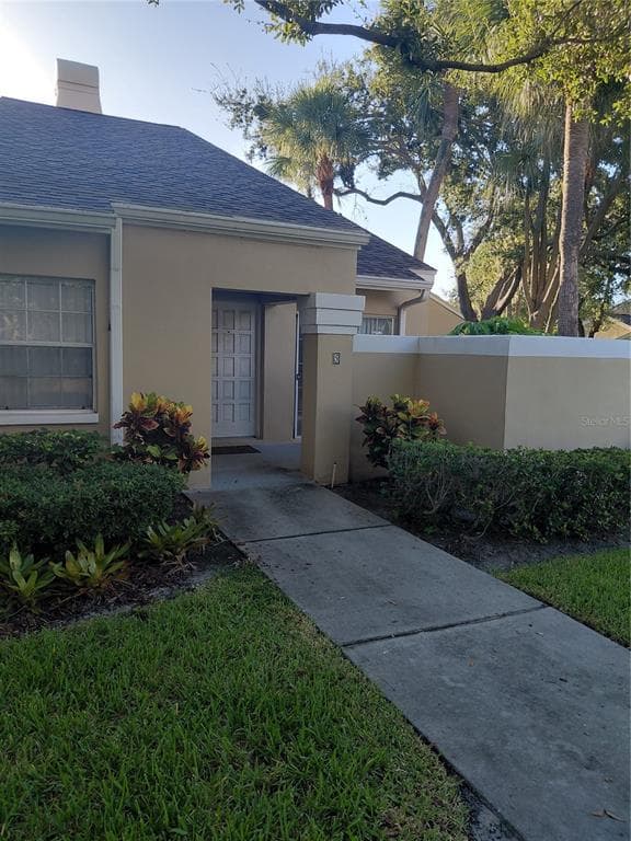 8395 MEADOWBROOK DRIVE UNIT 5 SEMINOLE, FL 33777