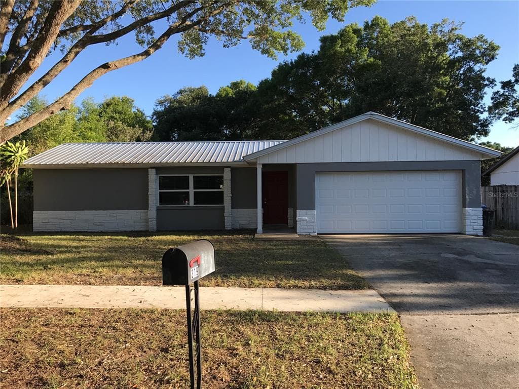 319 BLACK OAK COURT SEFFNER, FL 33584