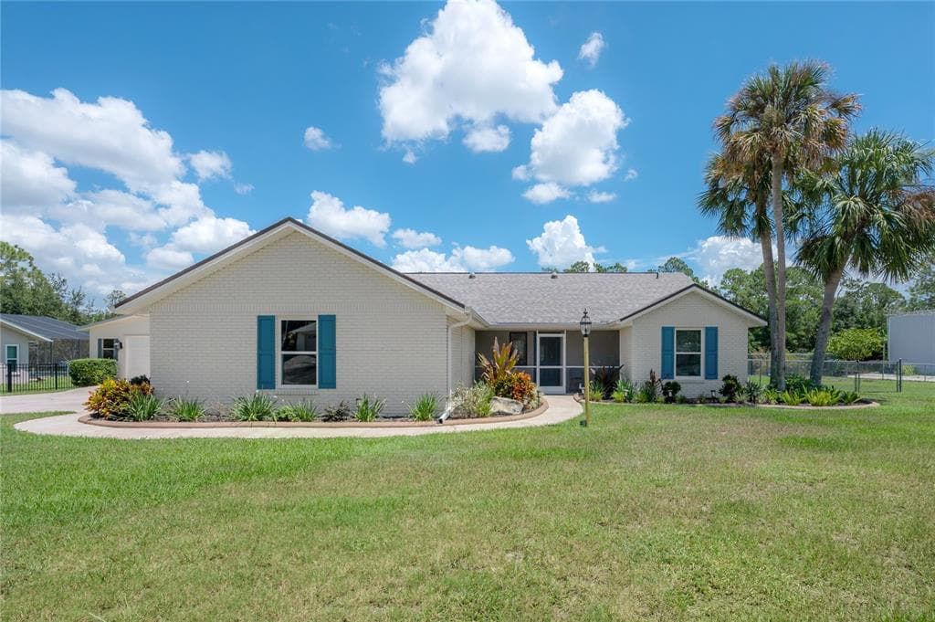 6142 CAROLINE DRIVE WESLEY CHAPEL, FL 33544