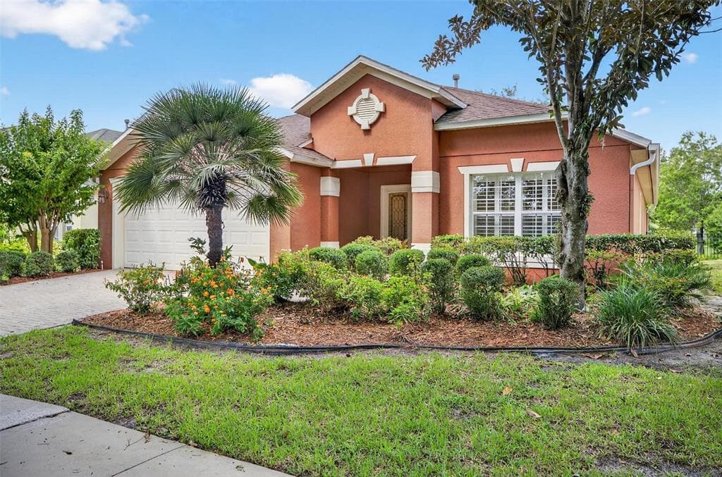 140 GLADESDOWN COURT DELAND, FL 32724