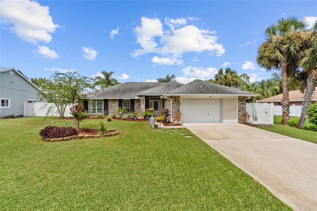 25 BANNERWOOD LANE PALM COAST, FL 32137