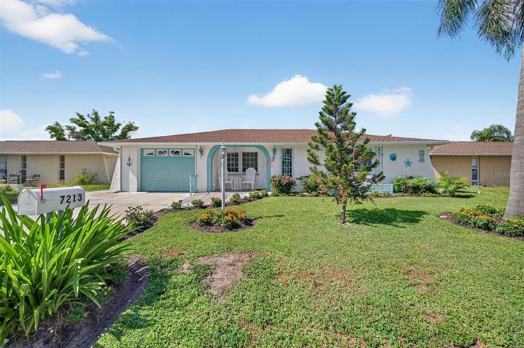 7213 ISLE DRIVE PORT RICHEY, FL 34668