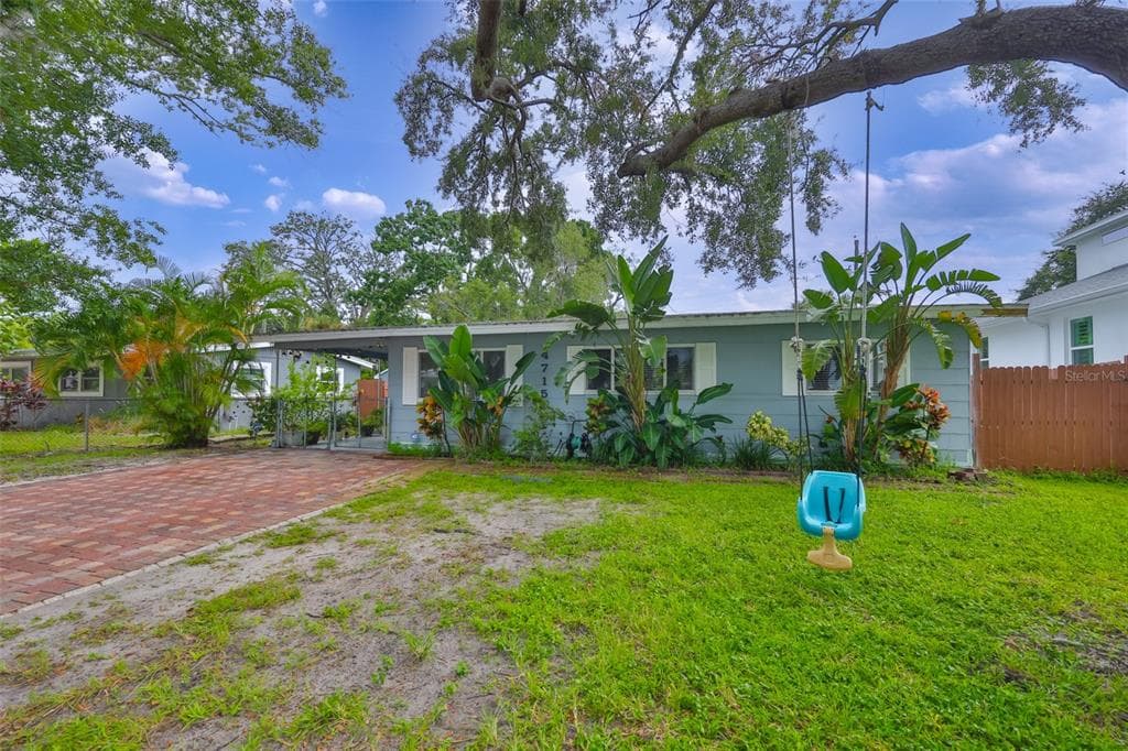 4715 W LEILA AVENUE TAMPA, FL 33616