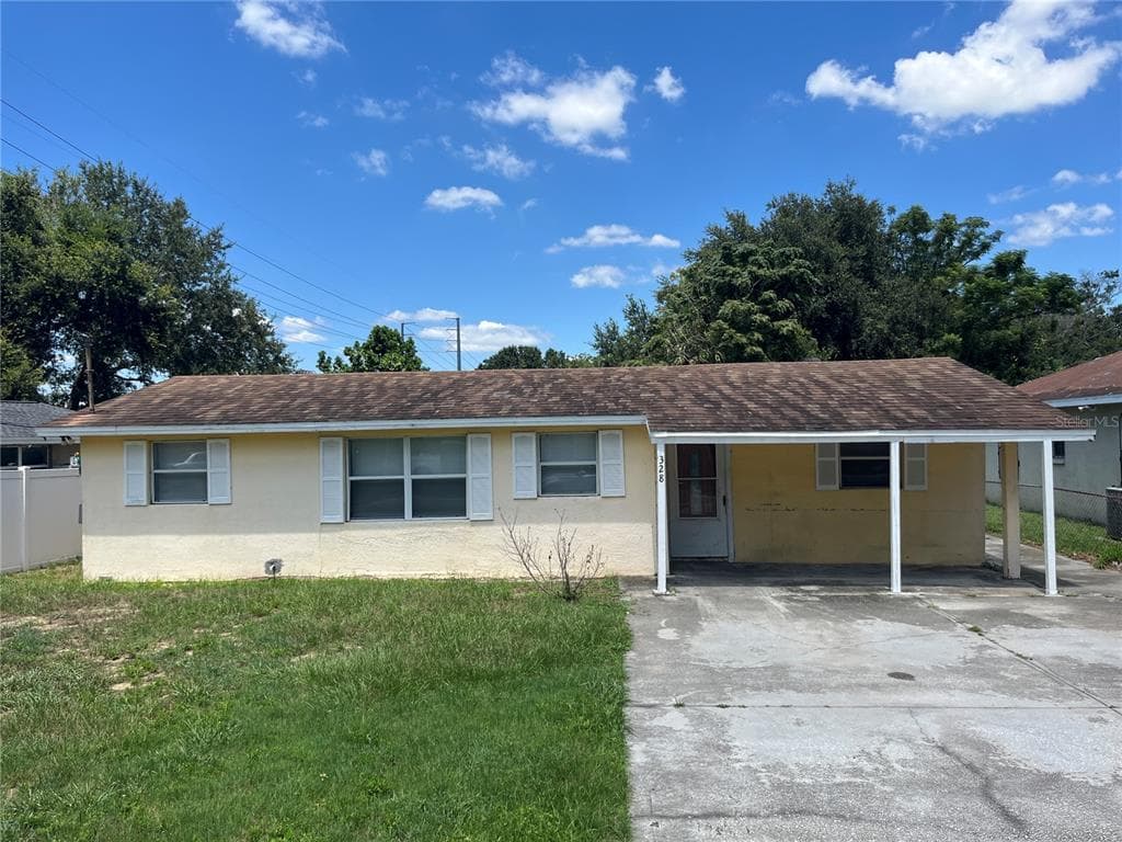 328 AVENUE B LAKE WALES, FL 33859