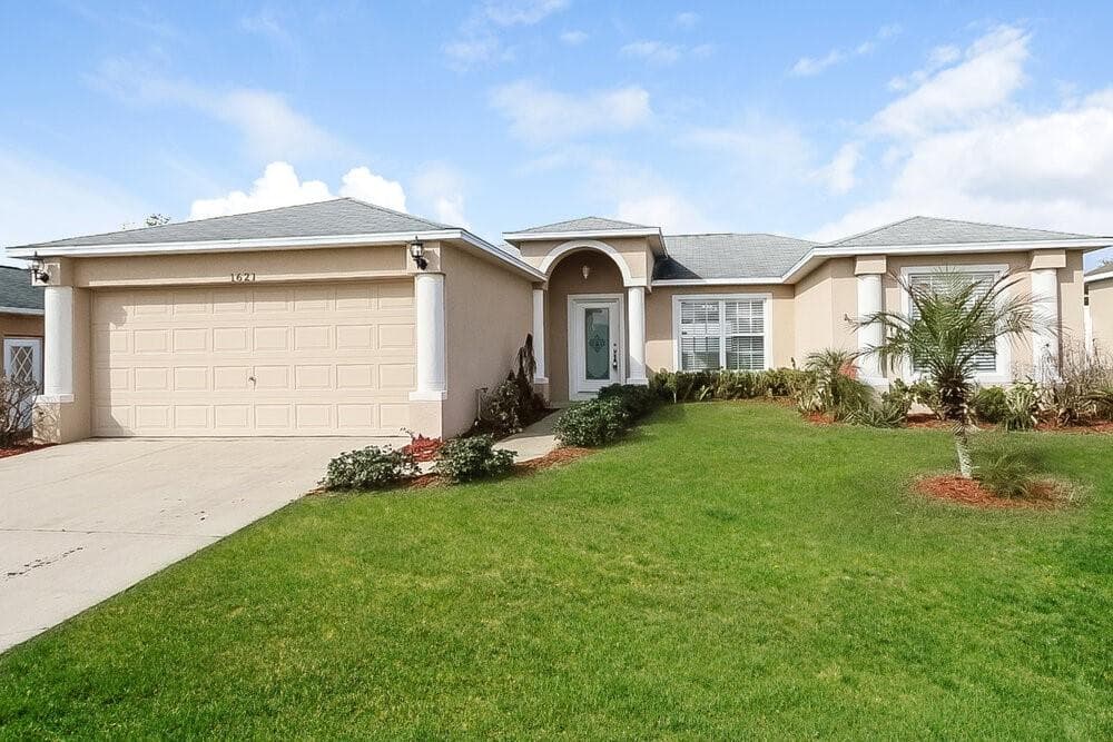 1621 PAPOOSE WAY LUTZ, FL 33559