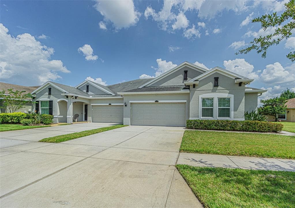 4256 ASHTON MEADOWS WAY WESLEY CHAPEL, FL 33543