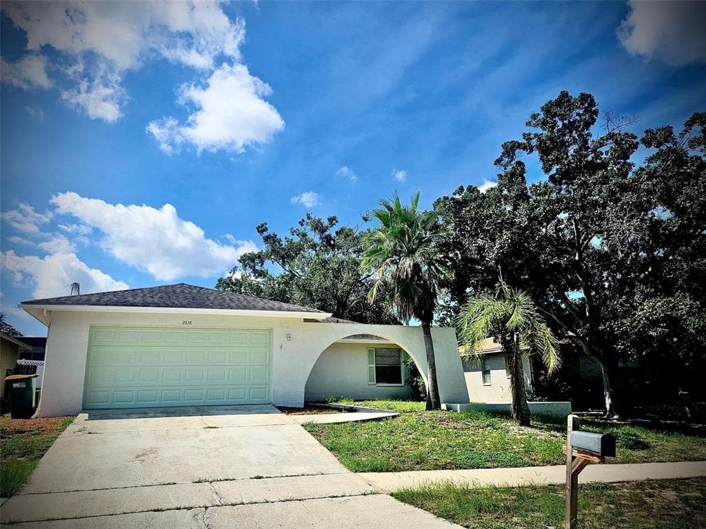 2618 COUNTRY GROVE BOULEVARD PALM HARBOR, FL 34684