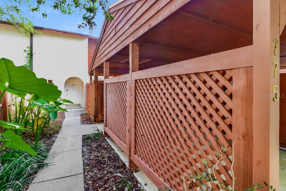 775 FAIRWOOD LANE CLEARWATER, FL 33759