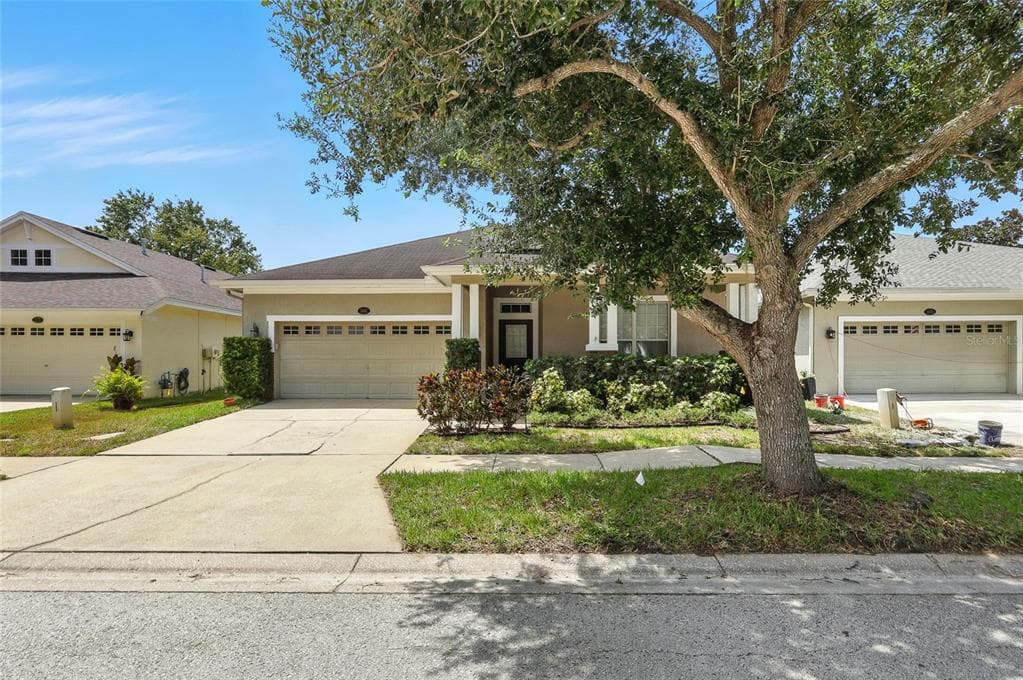 18112 FALL CREEK DRIVE LUTZ, FL 33558