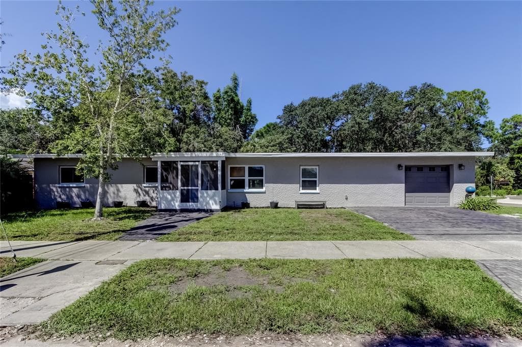 375 10TH AVENUE N SAFETY HARBOR, FL 34695