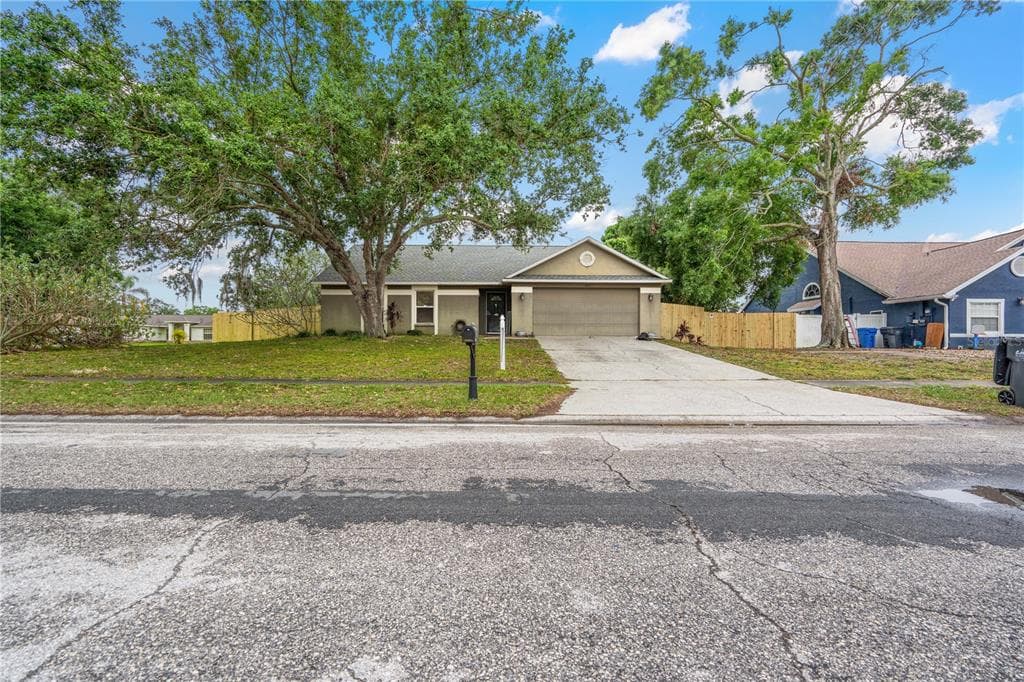 13215 PARKHURST COURT