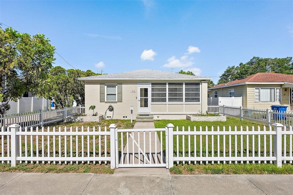918 27TH STREET N ST PETERSBURG, FL 33713