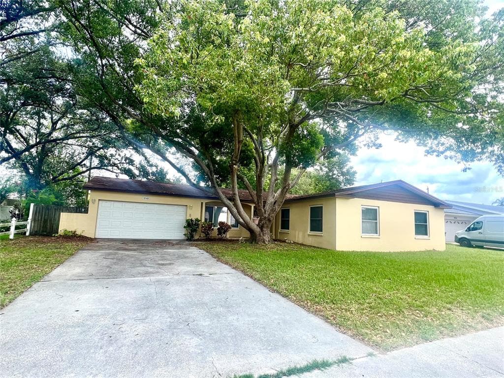1848 NURSERY ROAD CLEARWATER, FL 33764
