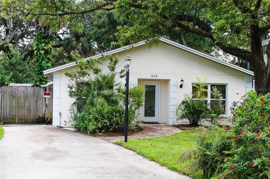 328 W HAYA STREET TAMPA, FL 33603