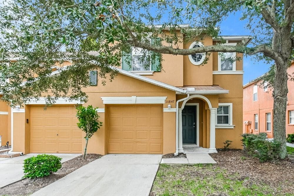 10847 KENSINGTON PARK AVENUE RIVERVIEW, FL 33578