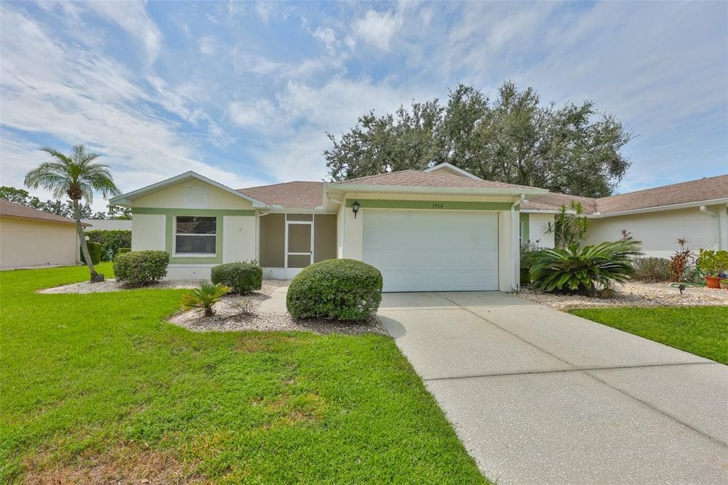 1910 GRAND CYPRESS LANE SUN CITY CENTER, FL 33573