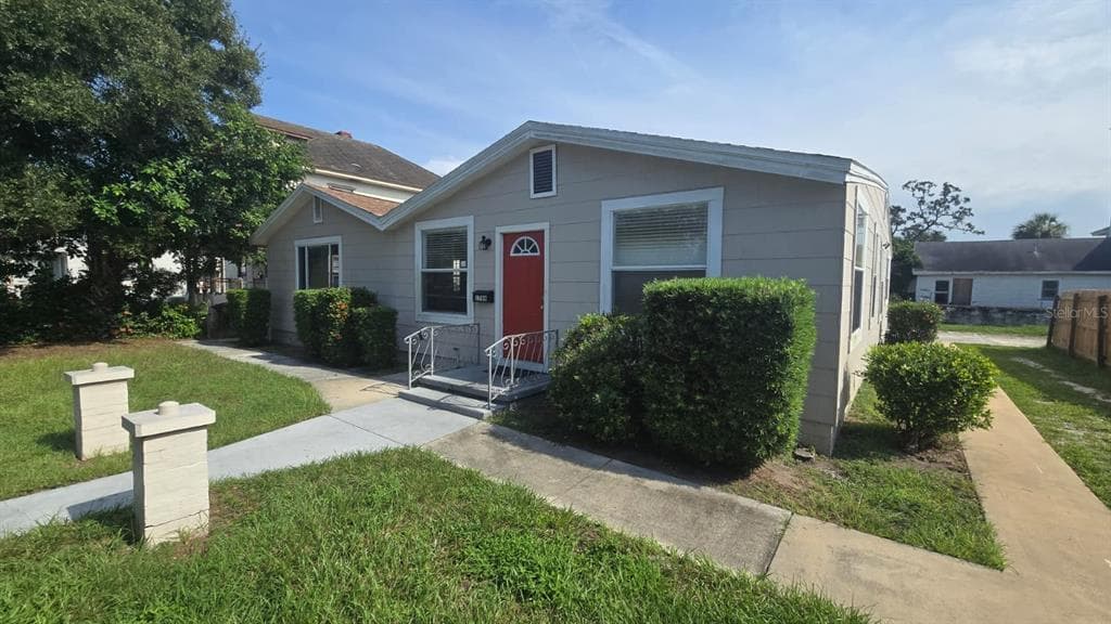 1786 22ND AVENUE S ST PETERSBURG, FL 33712