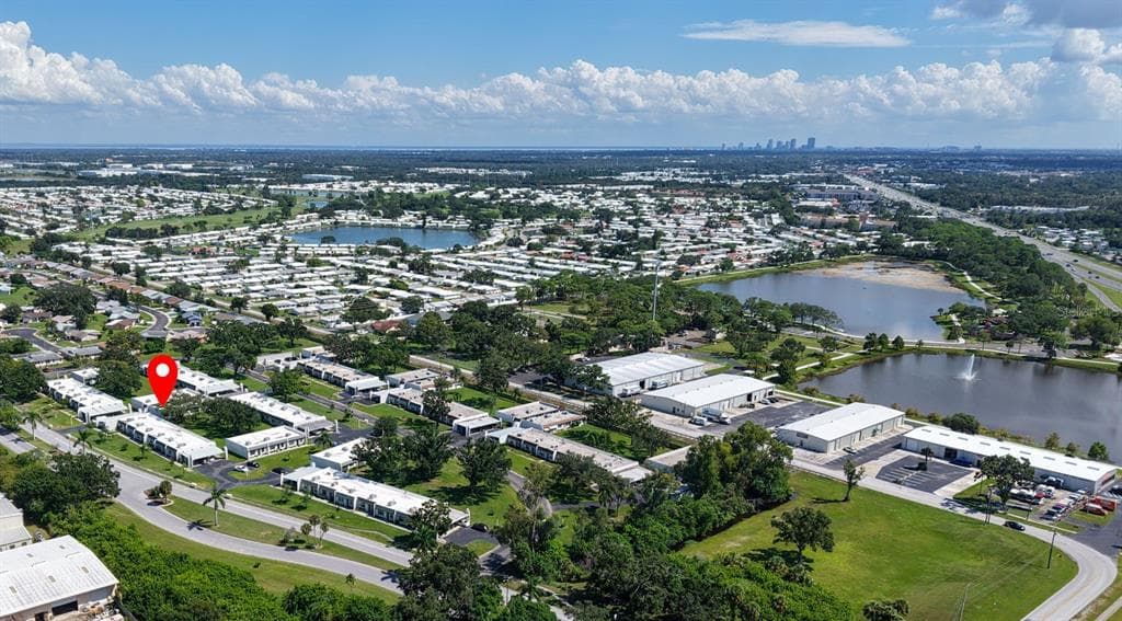 4697 LAKE BOULEVARD UNIT 4697 CLEARWATER, FL 33762
