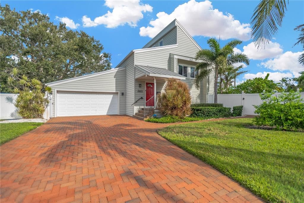 3601 COQUINA KEY DRIVE SE