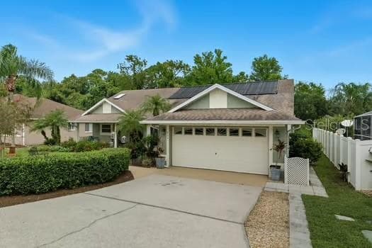 824 THOUSAND OAKS BOULEVARD DAVENPORT, FL 33896