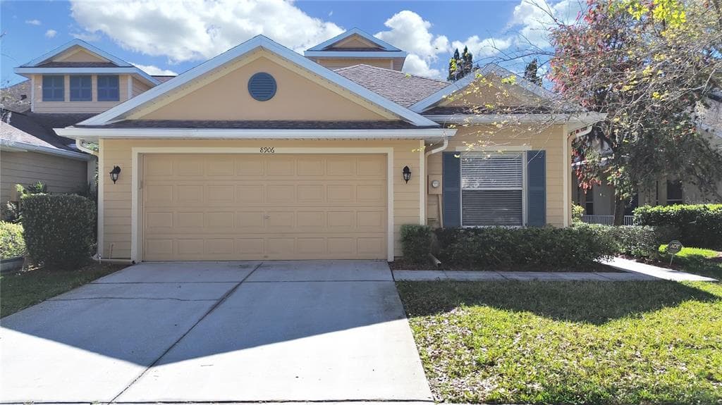 8906 IRON OAK AVENUE TAMPA, FL 33647