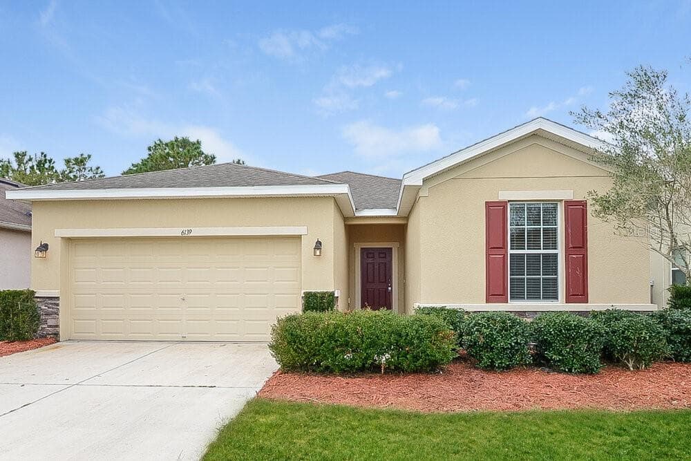 6139 TWIN BRIDGES DRIVE ZEPHYRHILLS, FL 33541