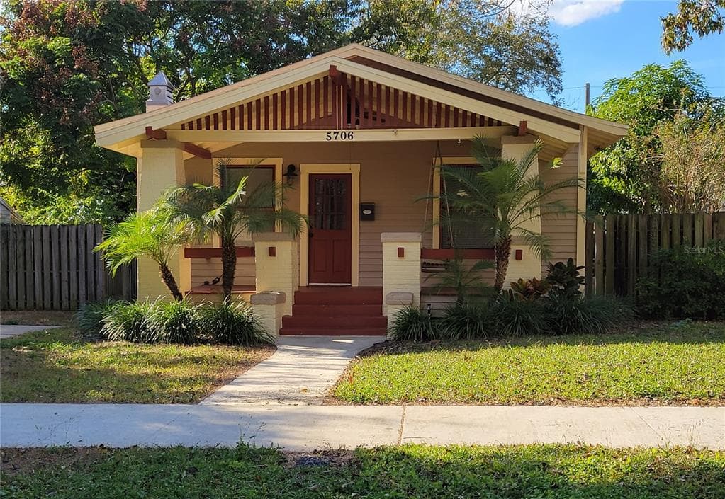 5706 N BRANCH AVENUE TAMPA, FL 33604