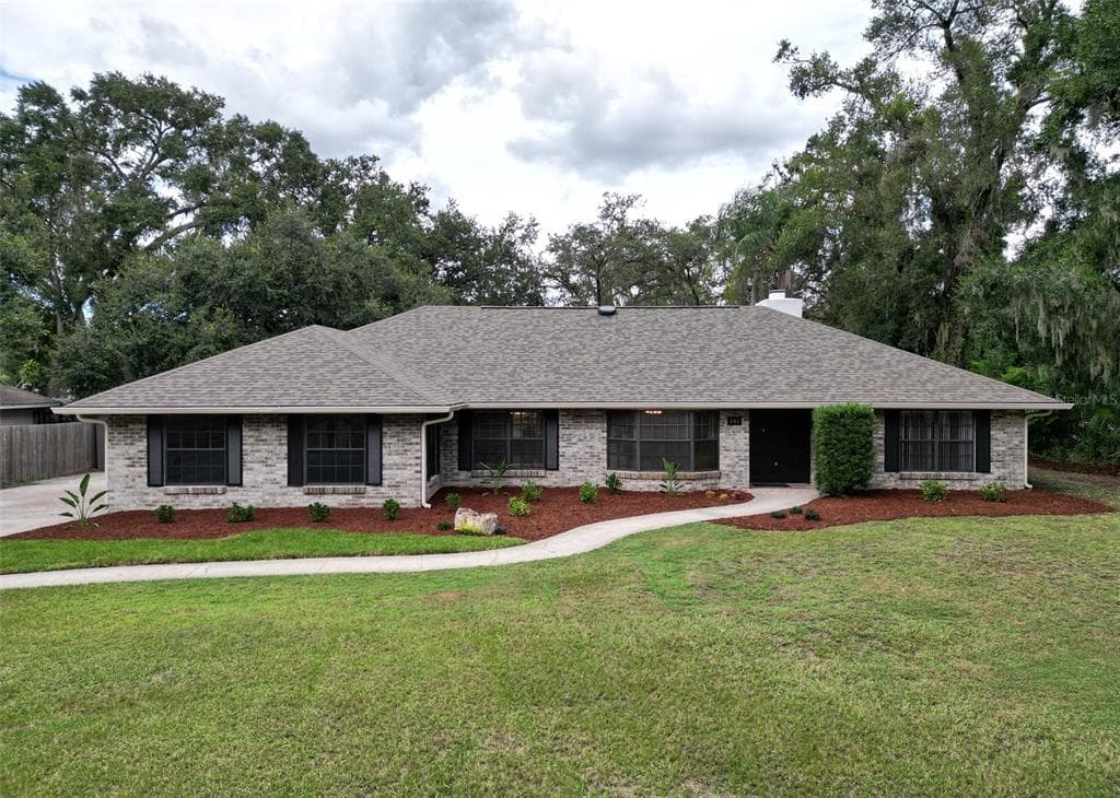 101 WILD OAK DRIVE BRANDON, FL 33511