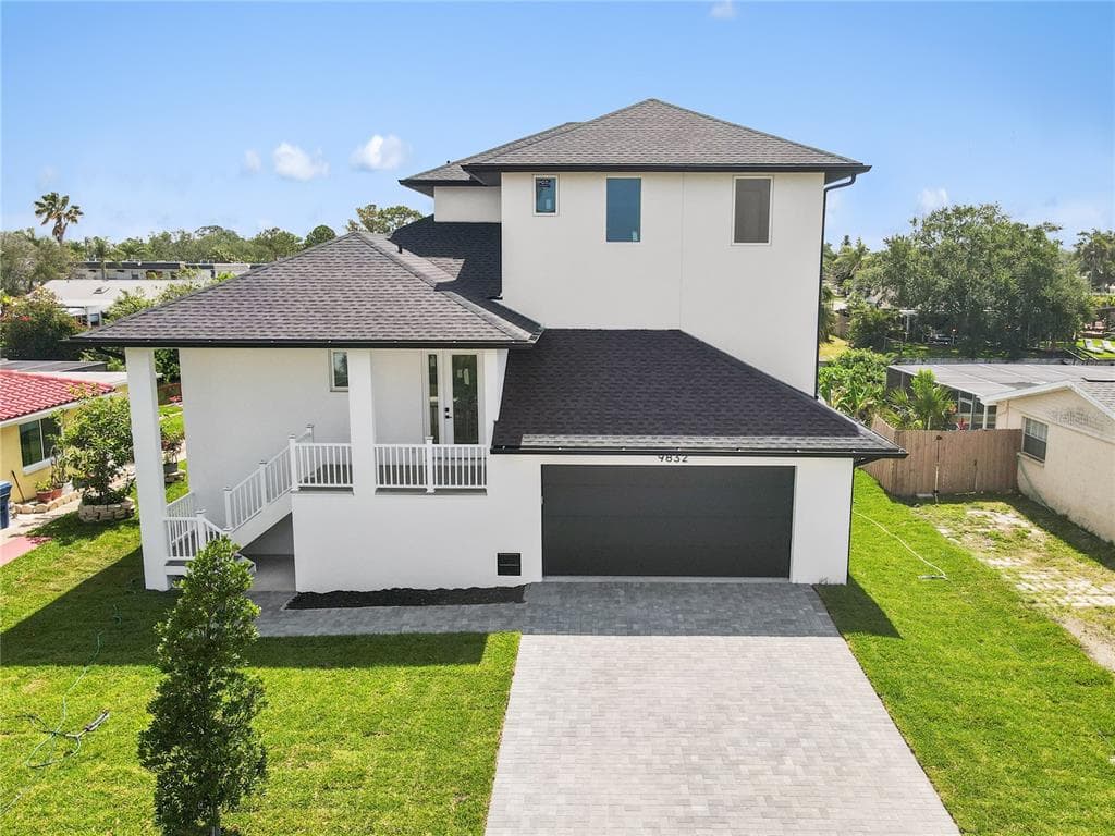 9832 ISLAND HARBOR DRIVE
