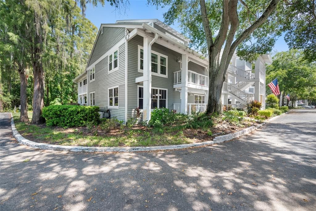 2511 DOLLY BAY DRIVE UNIT 206 PALM HARBOR, FL 34684