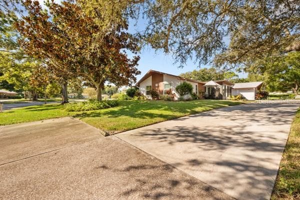 2100 SHELLY DRIVE UNIT B PALM HARBOR, FL 34684