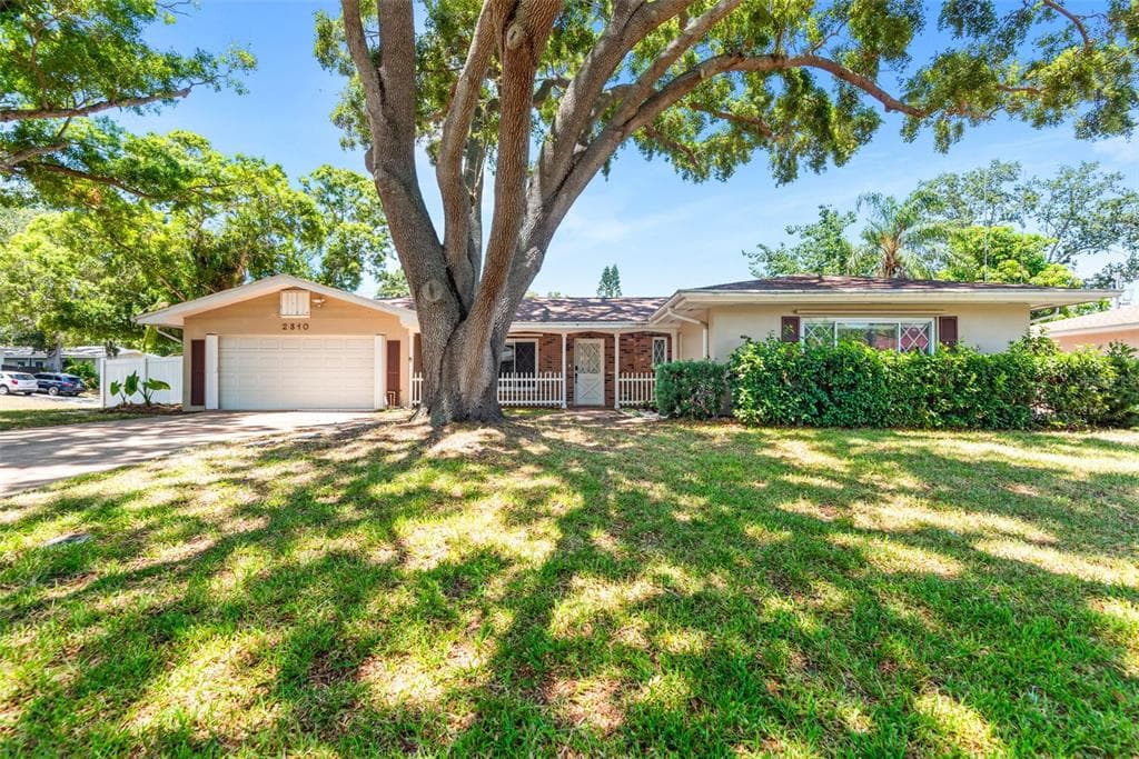 2310 ELLA PLACE CLEARWATER, FL 33765