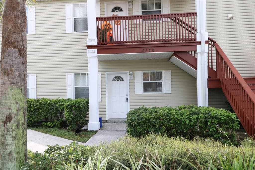 6750 MOONGLOW DRIVE UNIT 102 PORT RICHEY, FL 34668