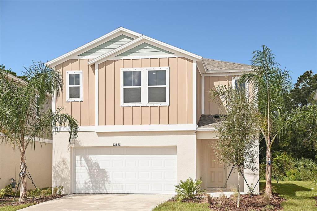 4716 ROLLING LAKE LANE DAVENPORT, FL 33837