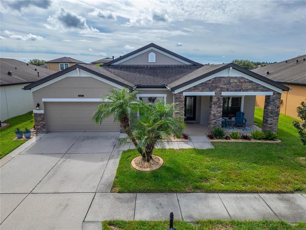 8449 BLUEVINE SKY DRIVE LAND O LAKES, FL 34637