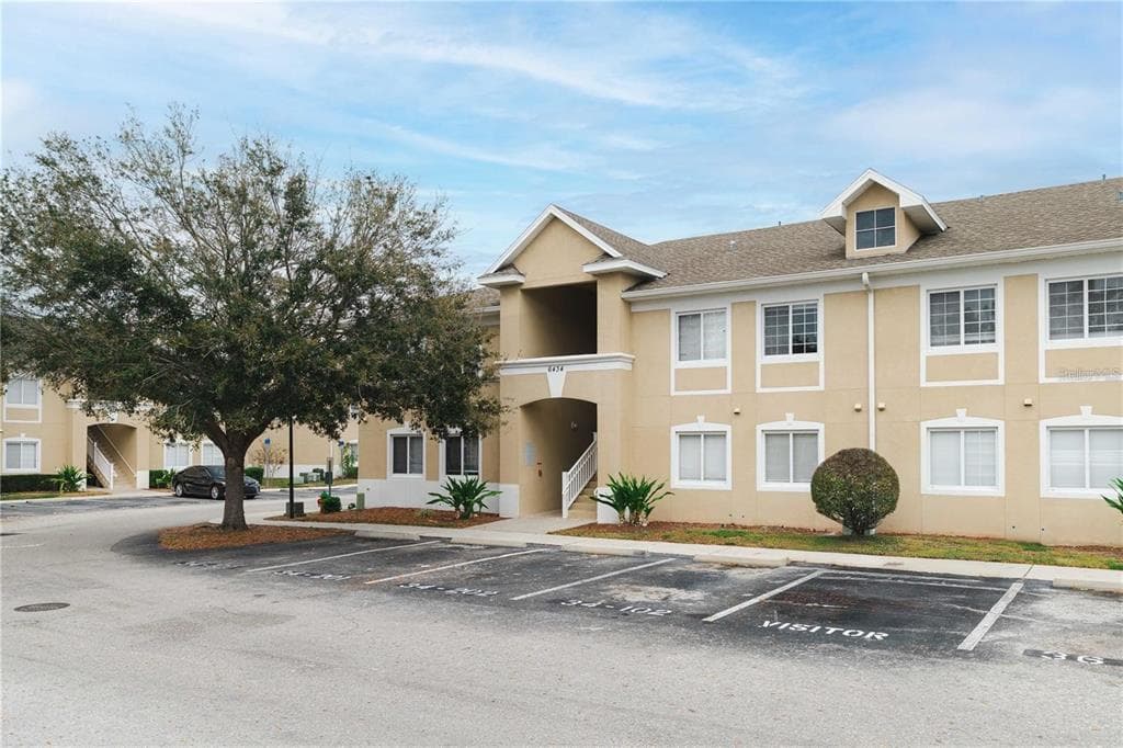 6434 CYPRESSDALE DRIVE UNIT 102 RIVERVIEW, FL 33578