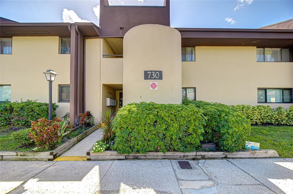 730 S VILLAGE DRIVE N UNIT 101 ST PETERSBURG, FL 33716