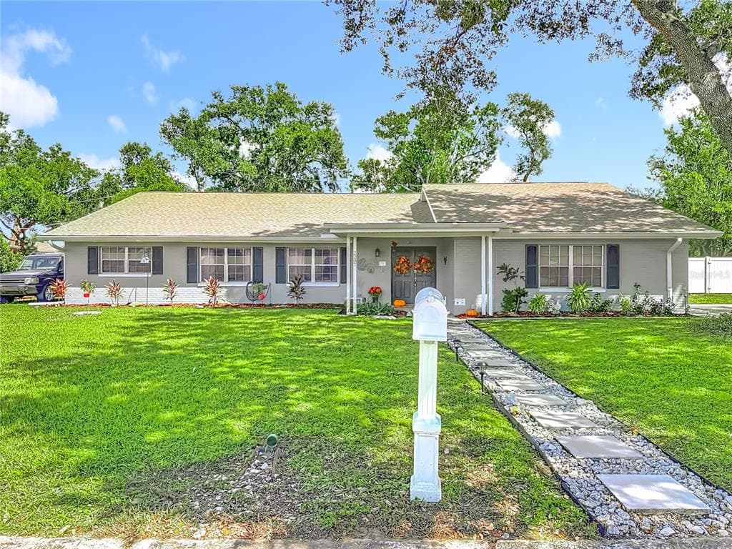 2207 PRINCESS WAY
