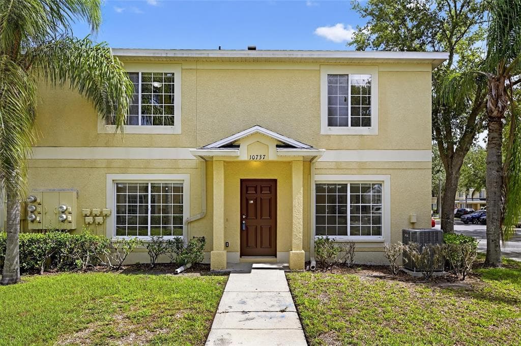 10737 KEYS GATE DRIVE RIVERVIEW, FL 33579